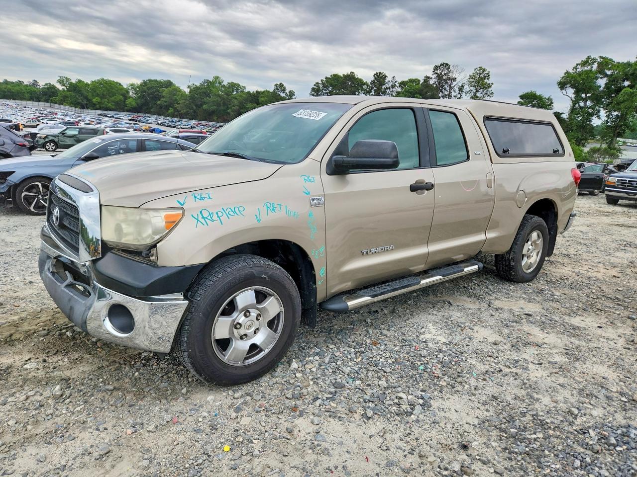 Salvage Toyota Tundra Image