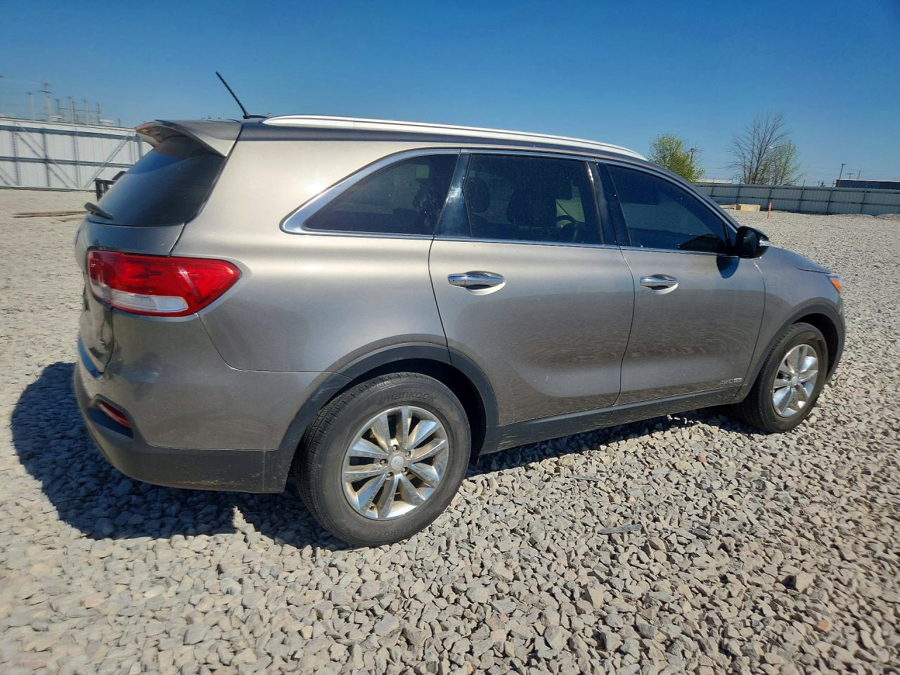 Kia Sorento Lx V6