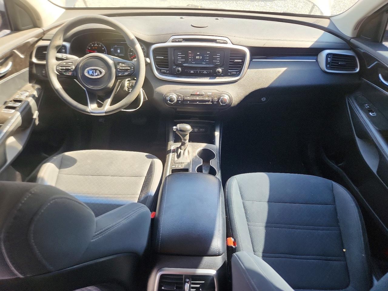 Kia Sorento Lx V6