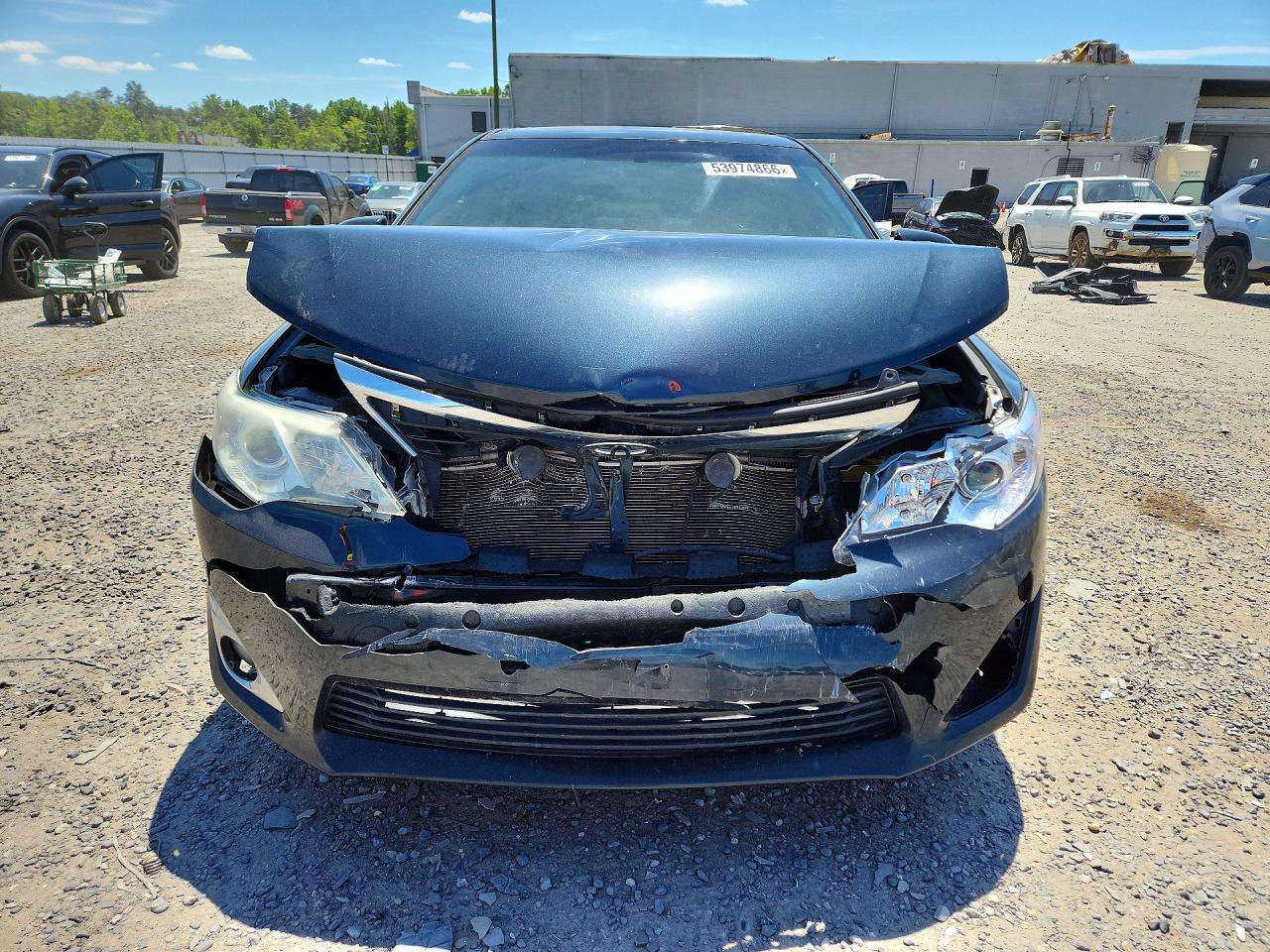 Toyota Camry Xle