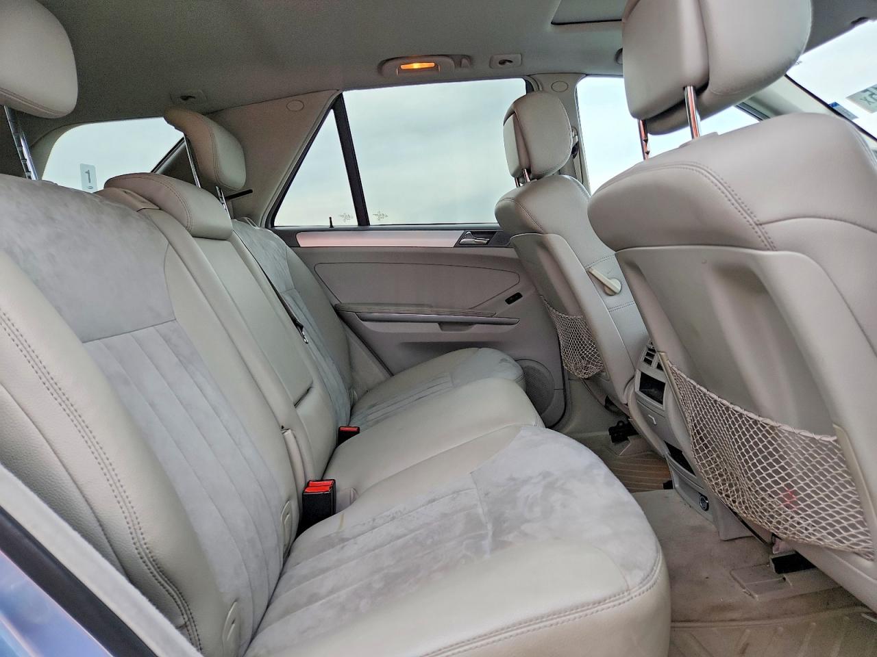 Mercedes-Benz M-Class 350