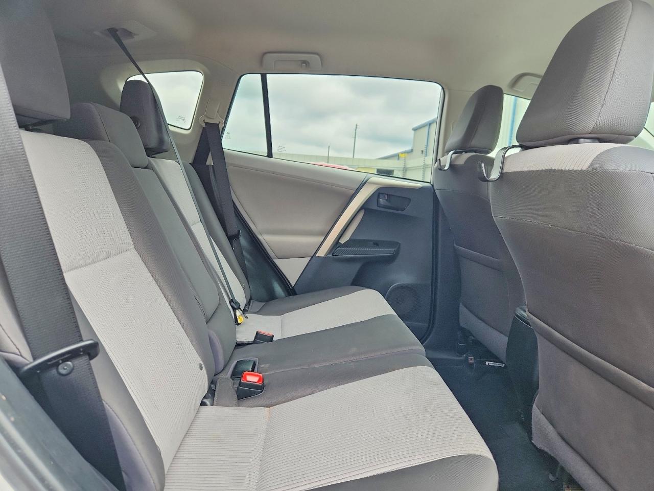 Toyota RAV4 Le