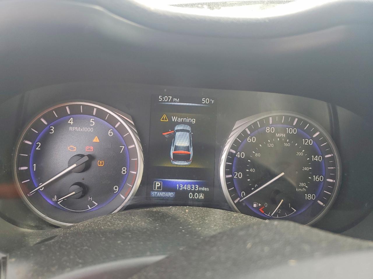 INFINITI Q50 Base