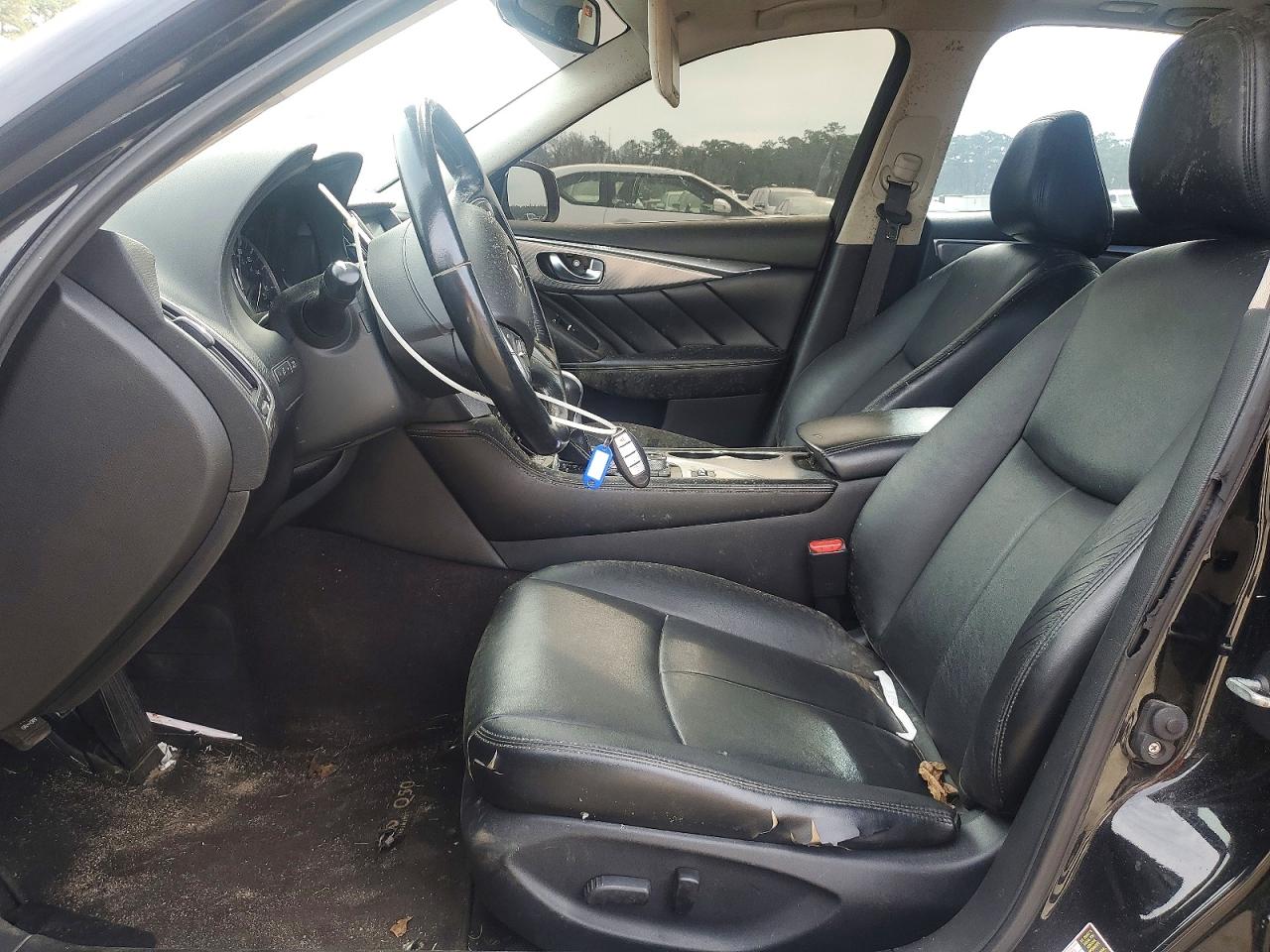 INFINITI Q50 Base