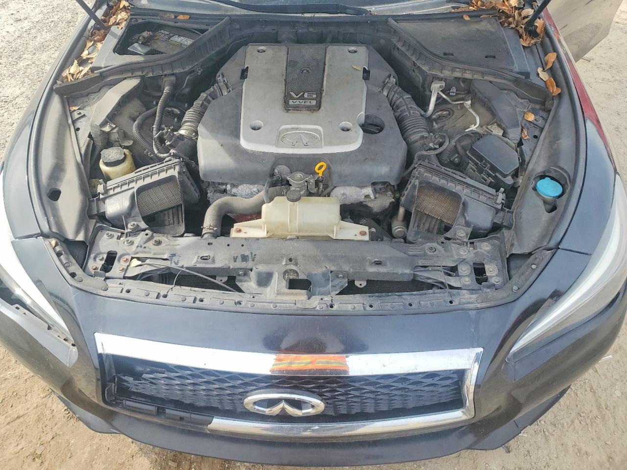 INFINITI Q50 Base