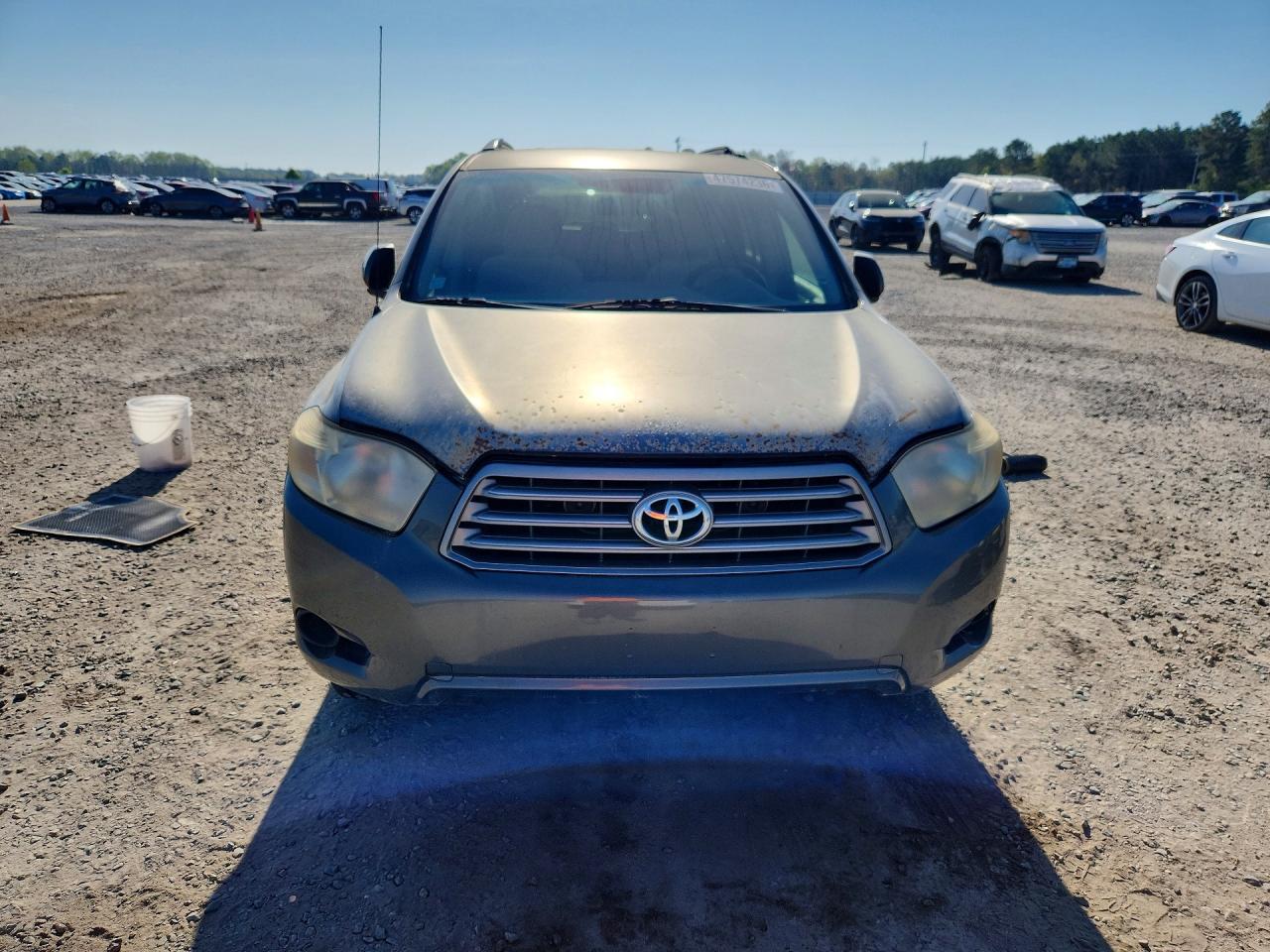 Toyota Highlander Base
