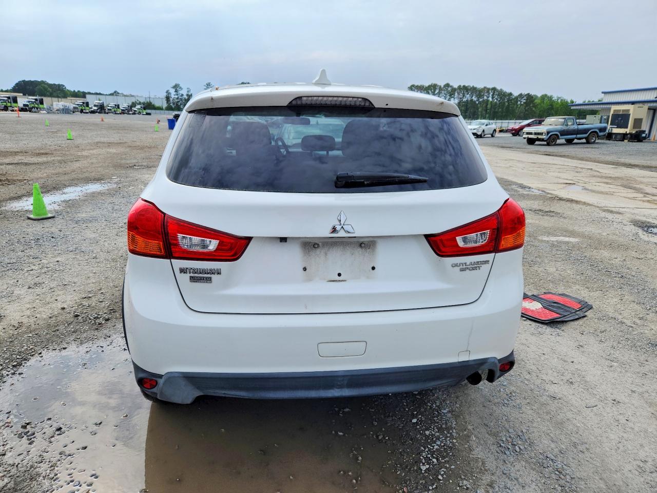 Mitsubishi Outlander Es