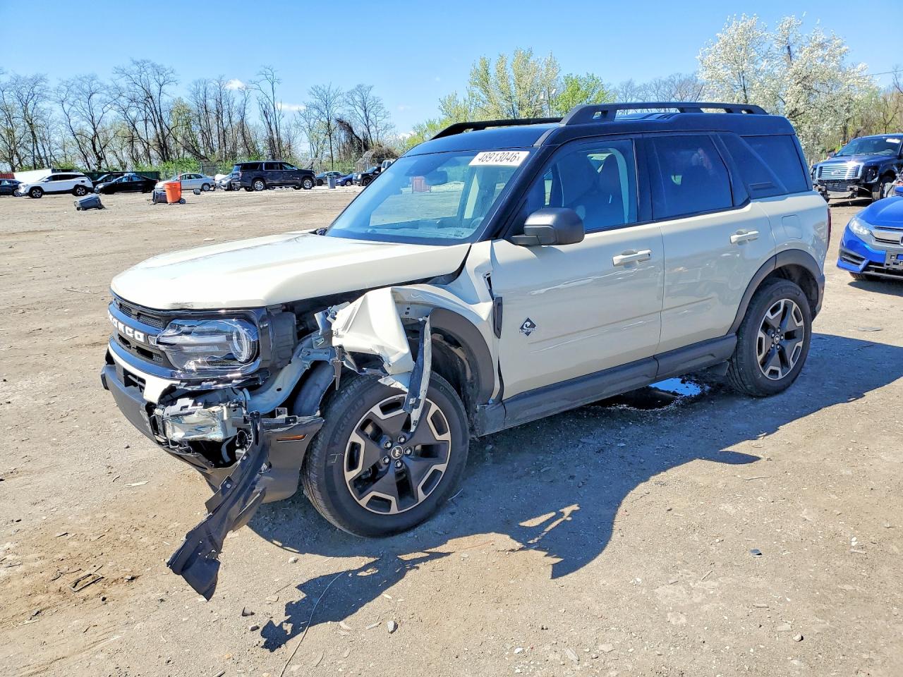 Salvage Ford Bronco Image