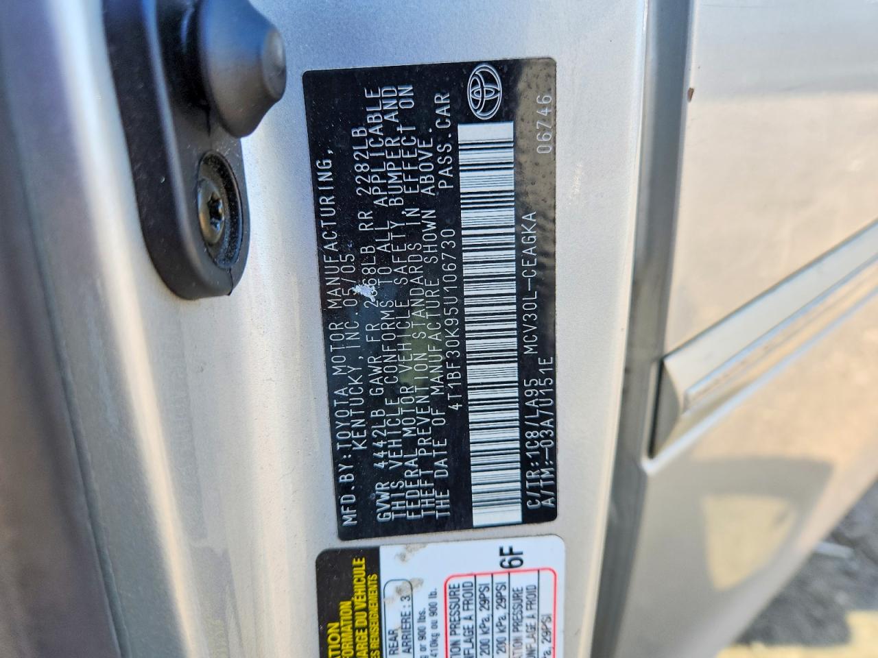 Toyota Camry Xle V6