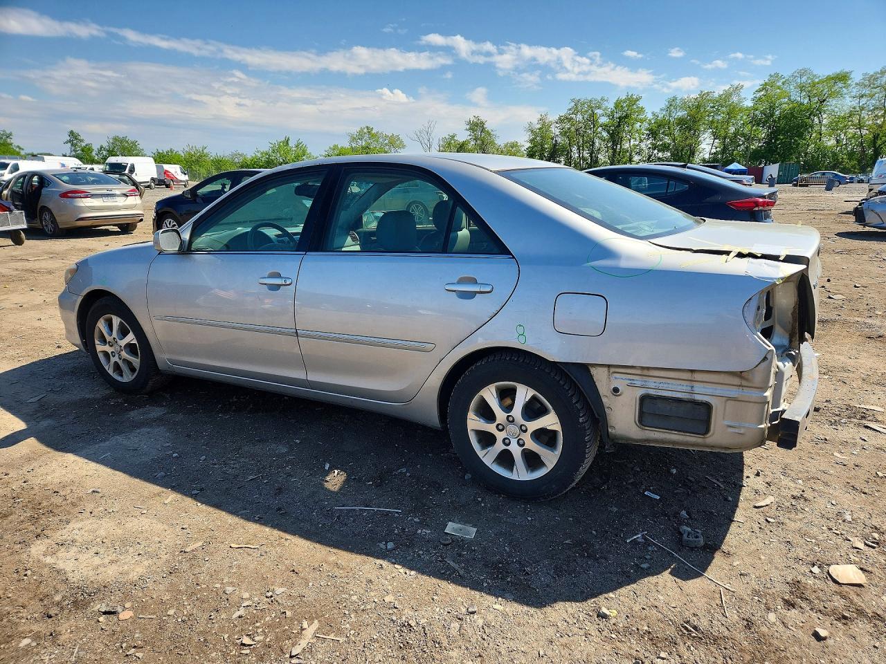 Toyota Camry Xle V6
