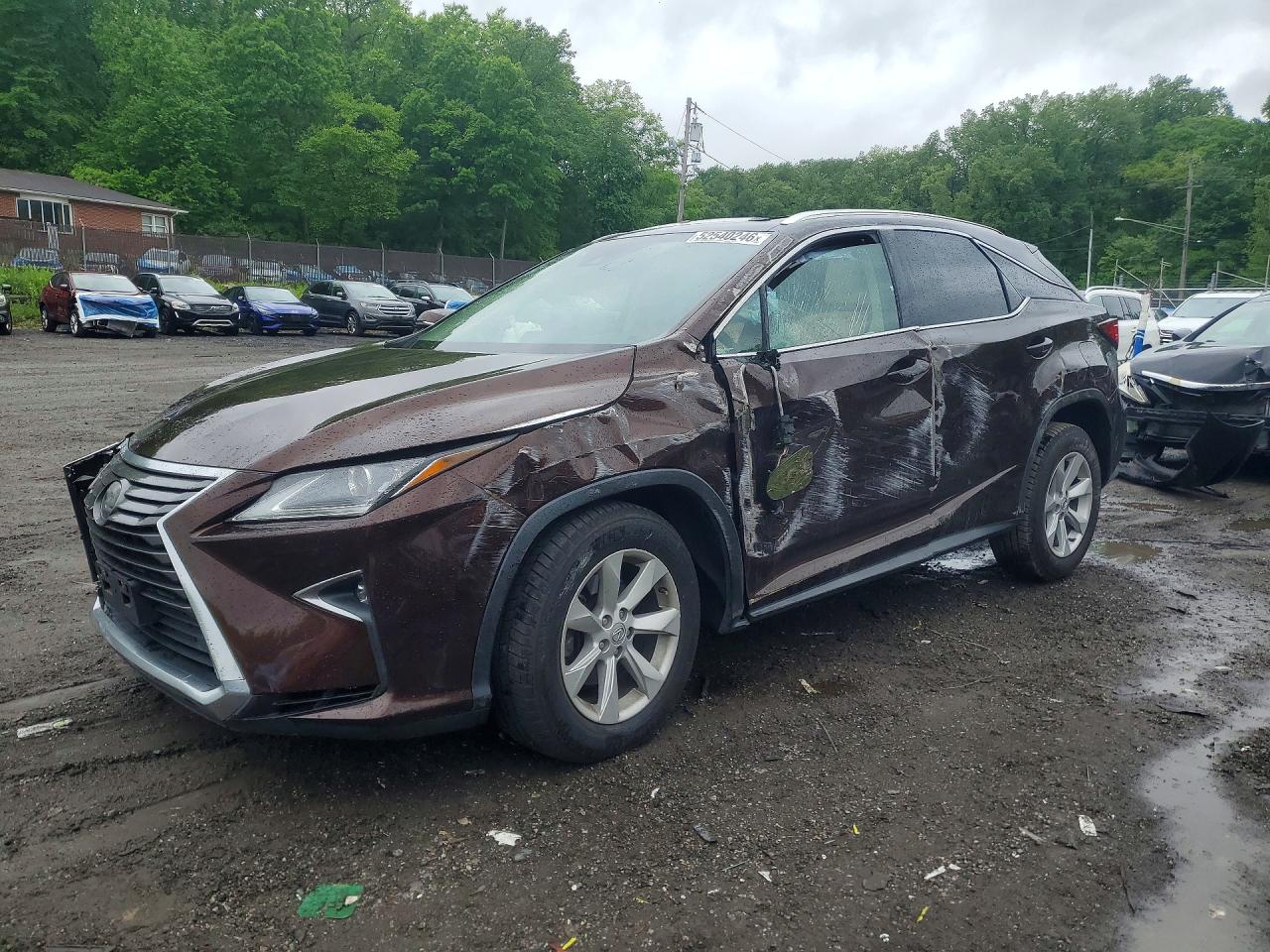 Salvage Lexus RX Image