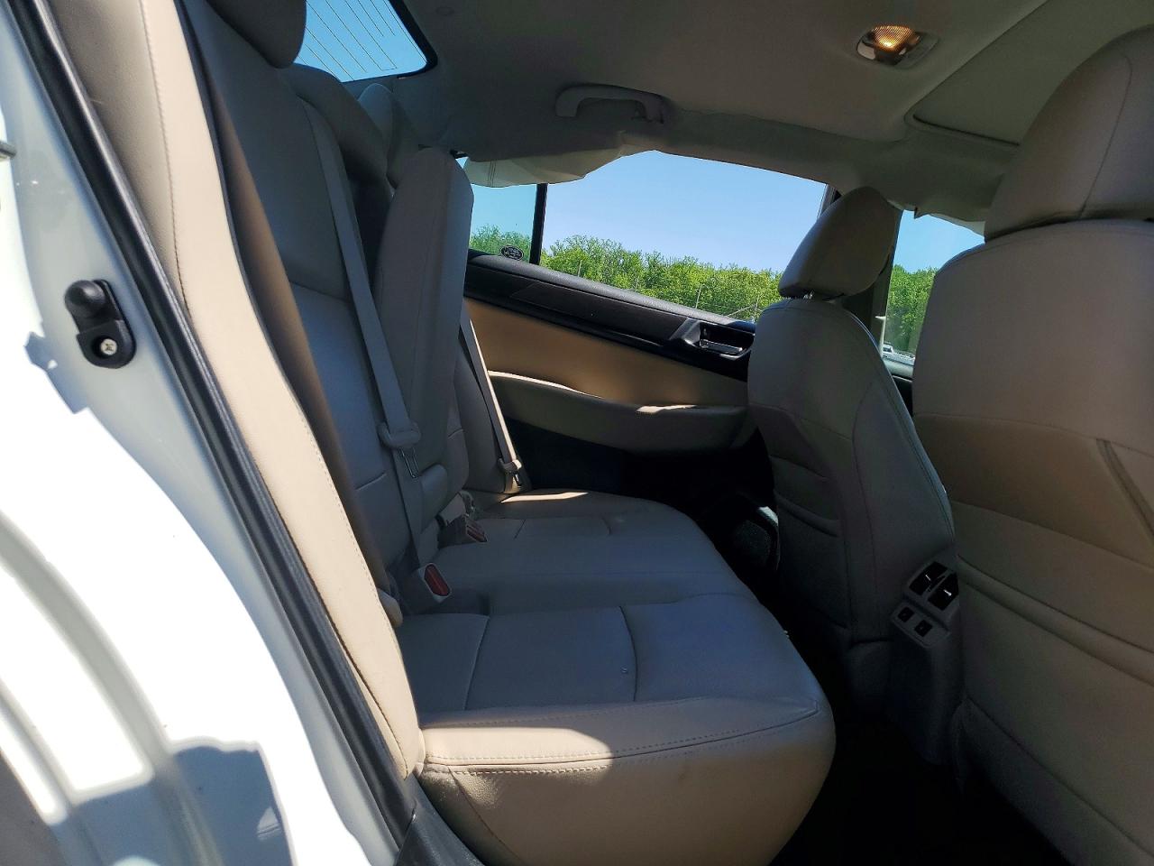 Subaru Legacy 3.6r Limited