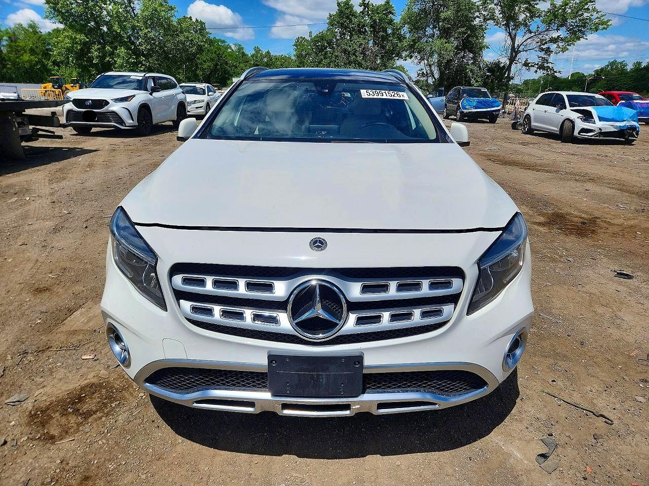 Mercedes-Benz GLA 250 4matic