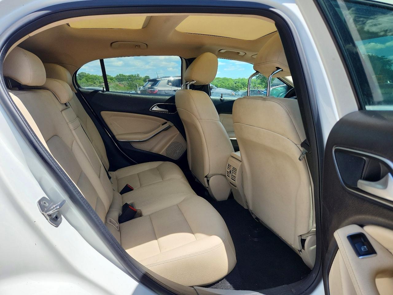 Mercedes-Benz GLA 250 4matic