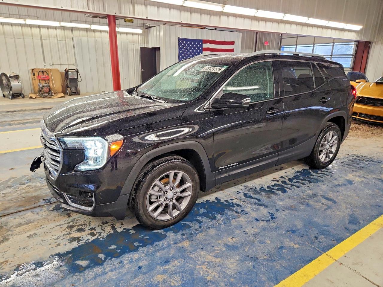 Salvage GMC Terrain Image