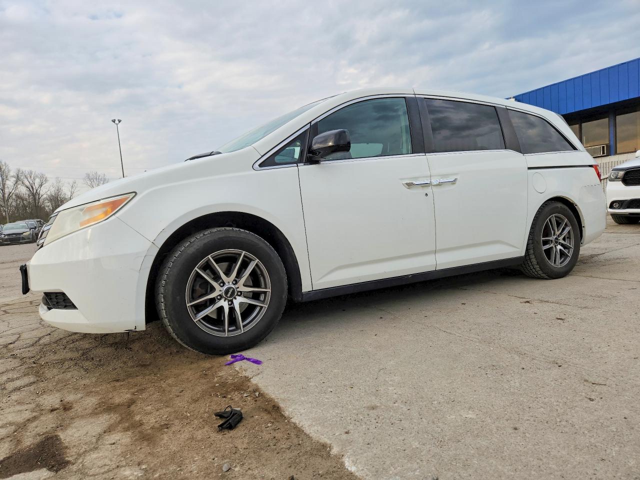 Salvage Honda Odyssey Image