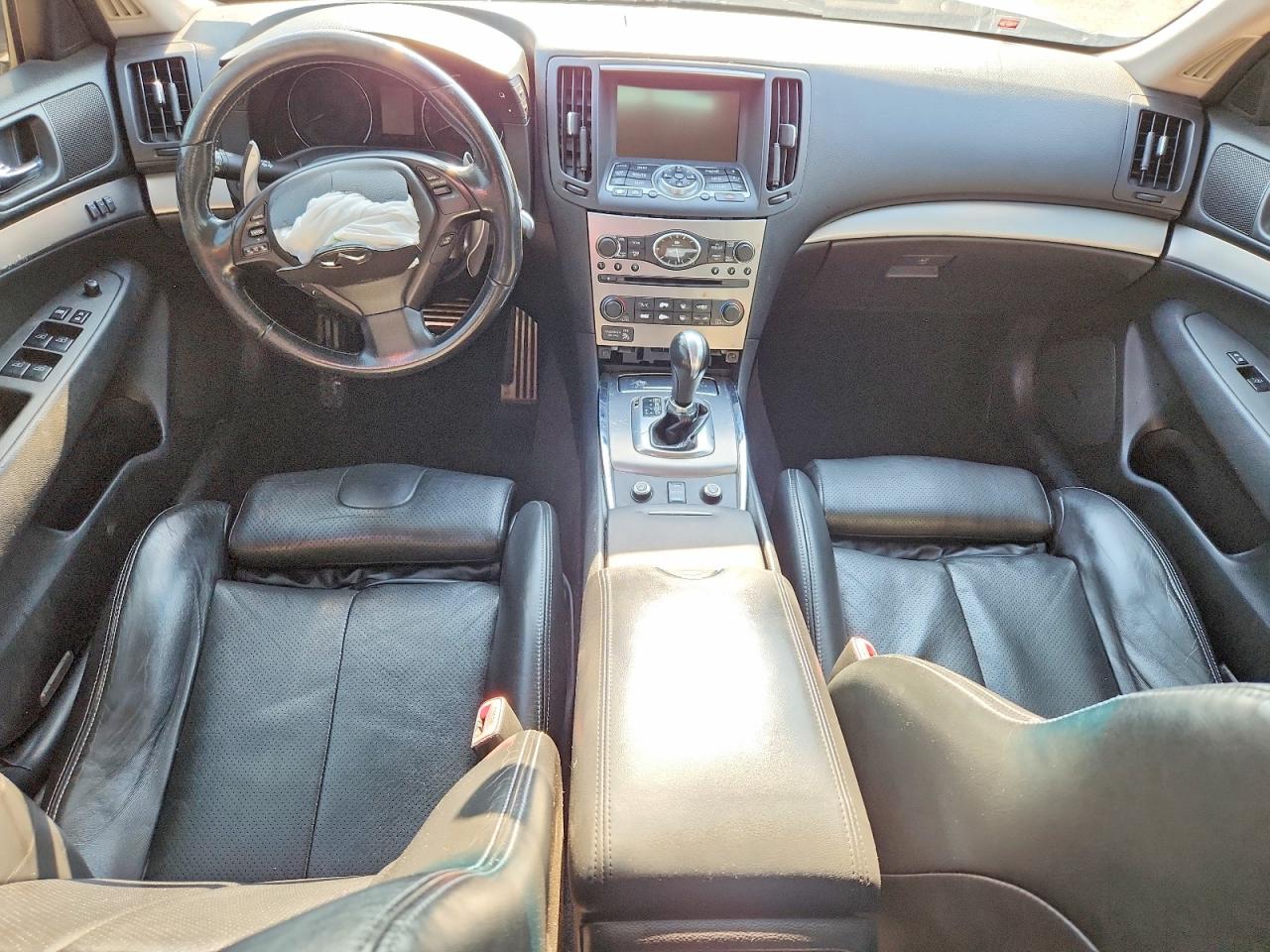 INFINITI G37 X