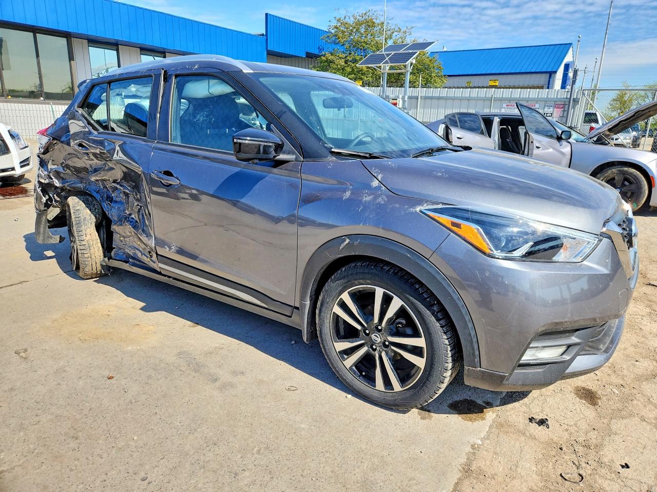 Nissan Kicks Sr