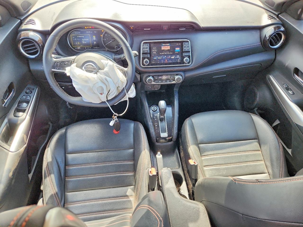 Nissan Kicks Sr