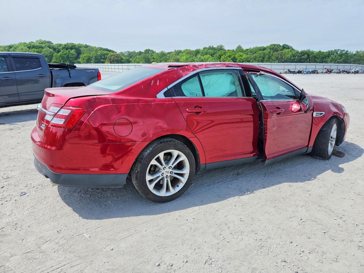 Ford Taurus Sel