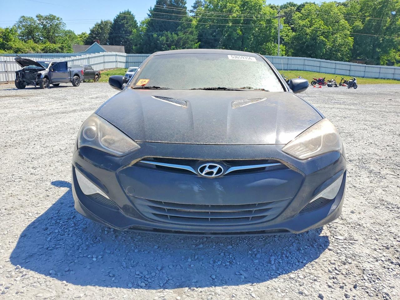 Hyundai Genesis 2.0t