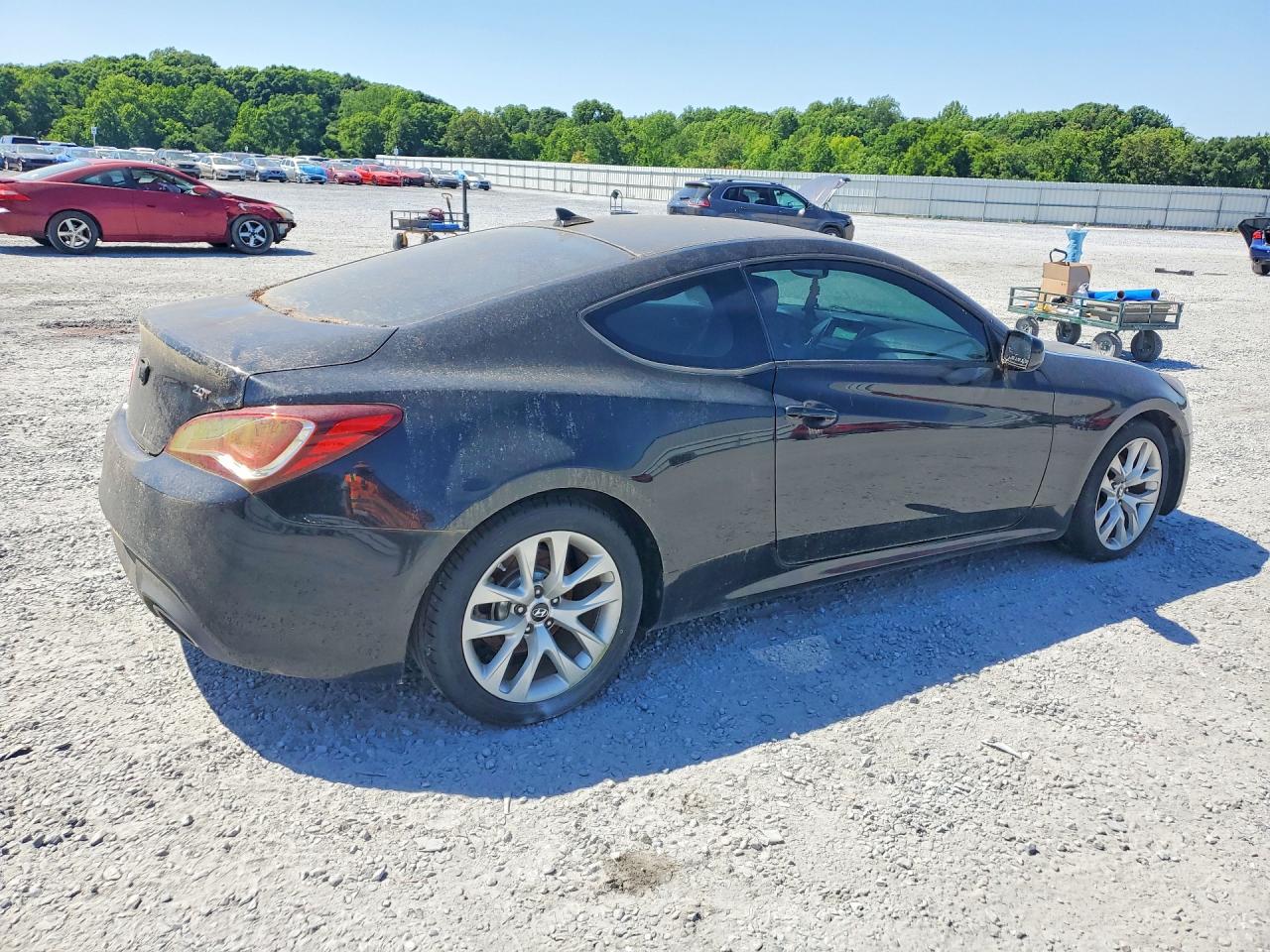 Hyundai Genesis 2.0t