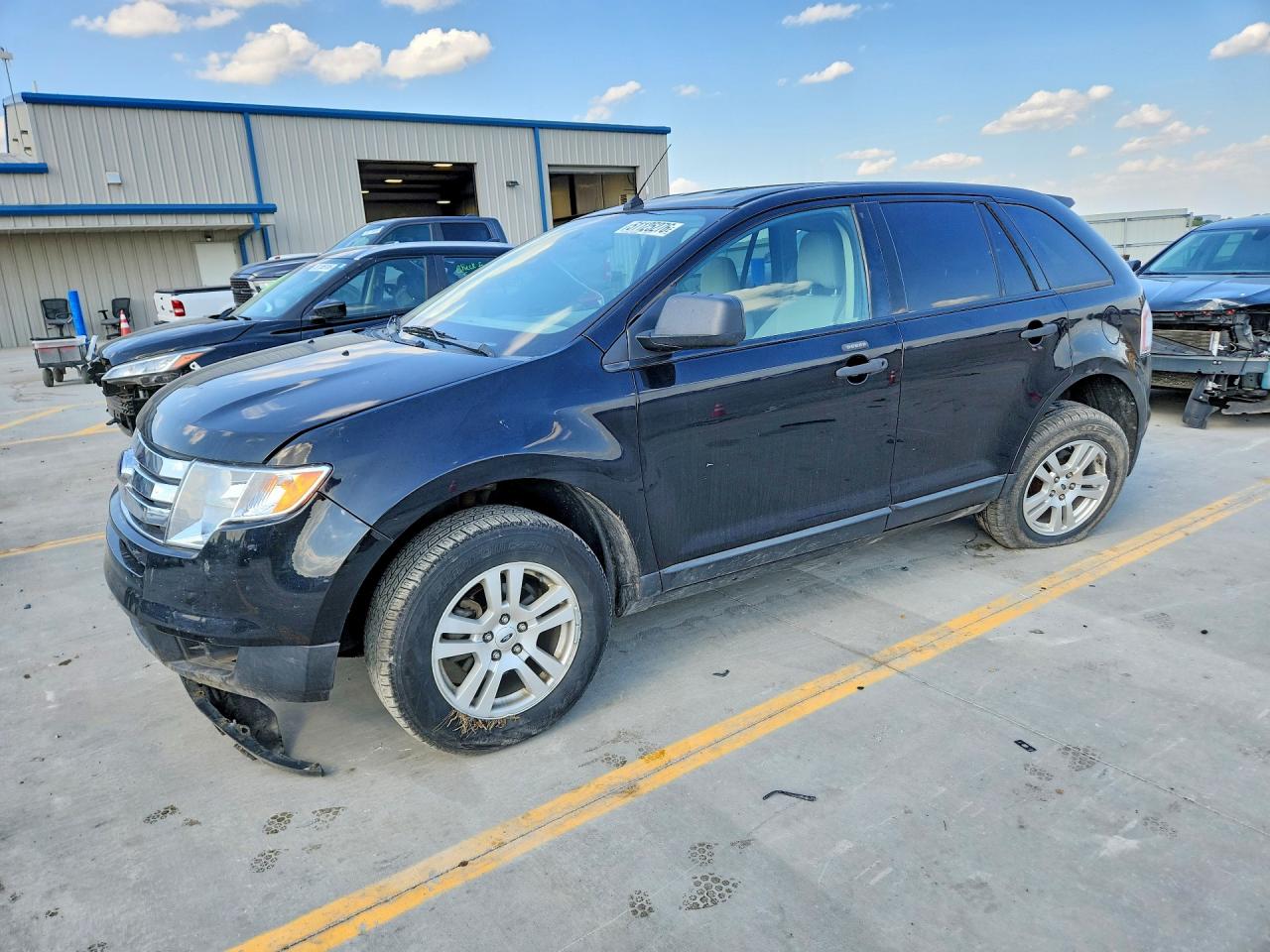 Salvage Ford Edge Image