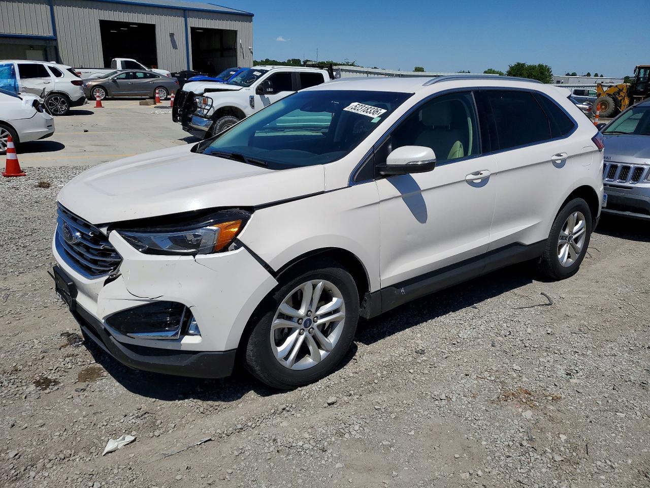 Salvage Ford Edge Image