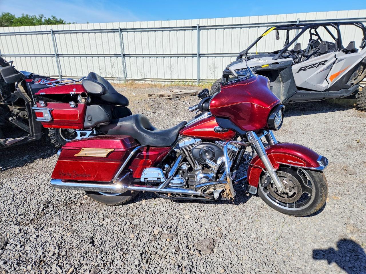 Salvage Harley-Davidson Fl Image