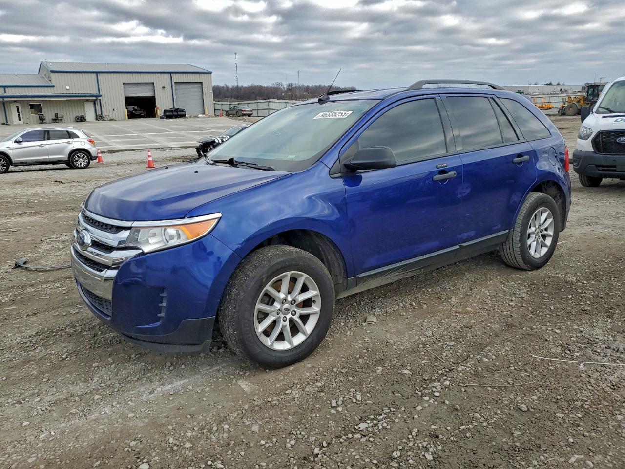 Salvage Ford Edge Image