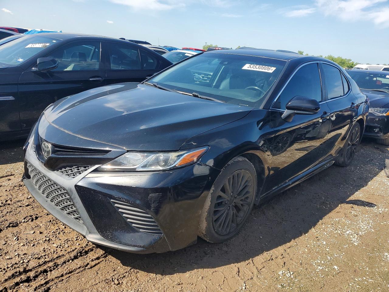 Salvage Toyota Camry Image