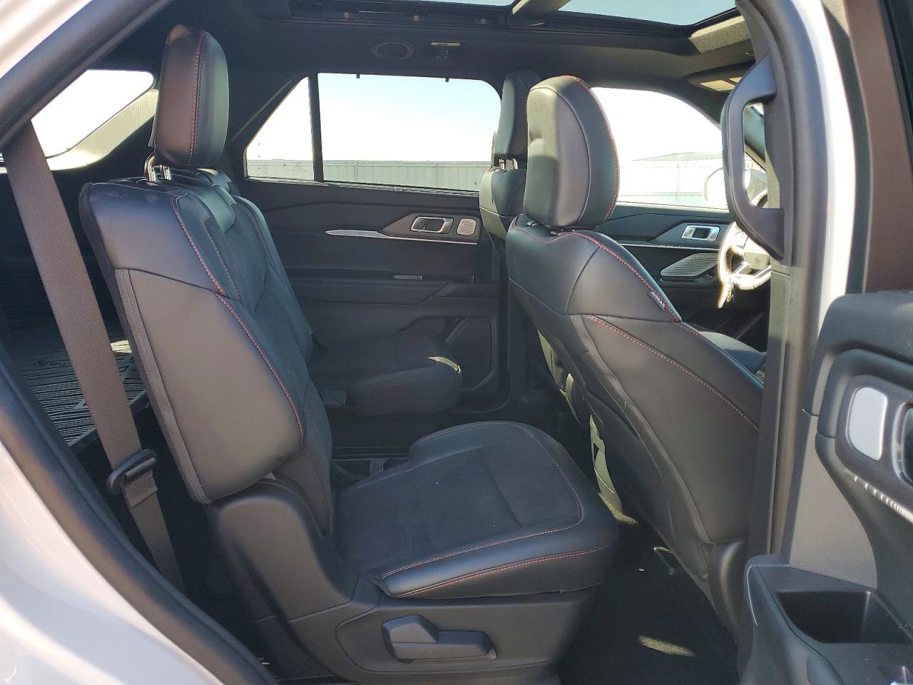 Ford Explorer St