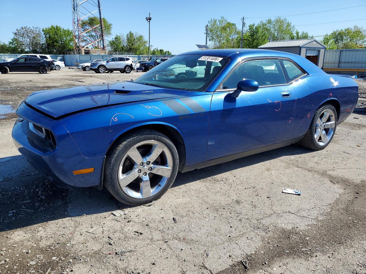Salvage Dodge Challenger Image