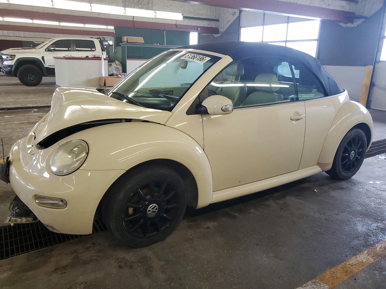 Salvage Volkswagen Beetle Image