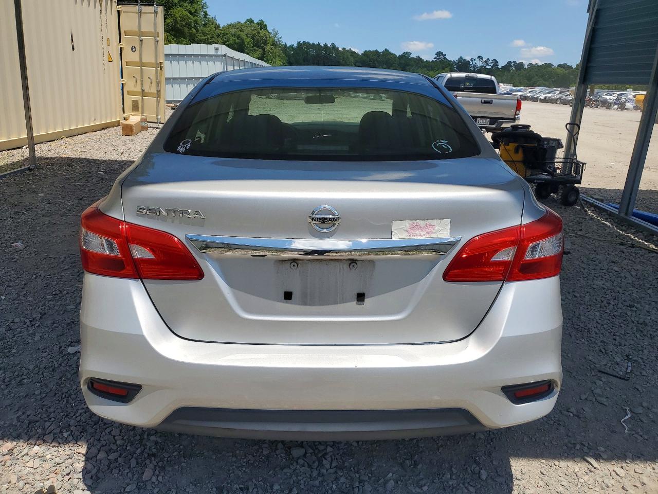 Nissan Sentra S