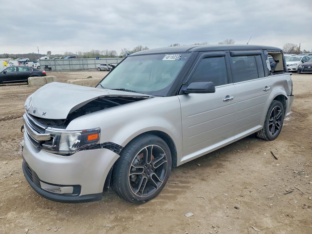 Salvage Ford Flex Image