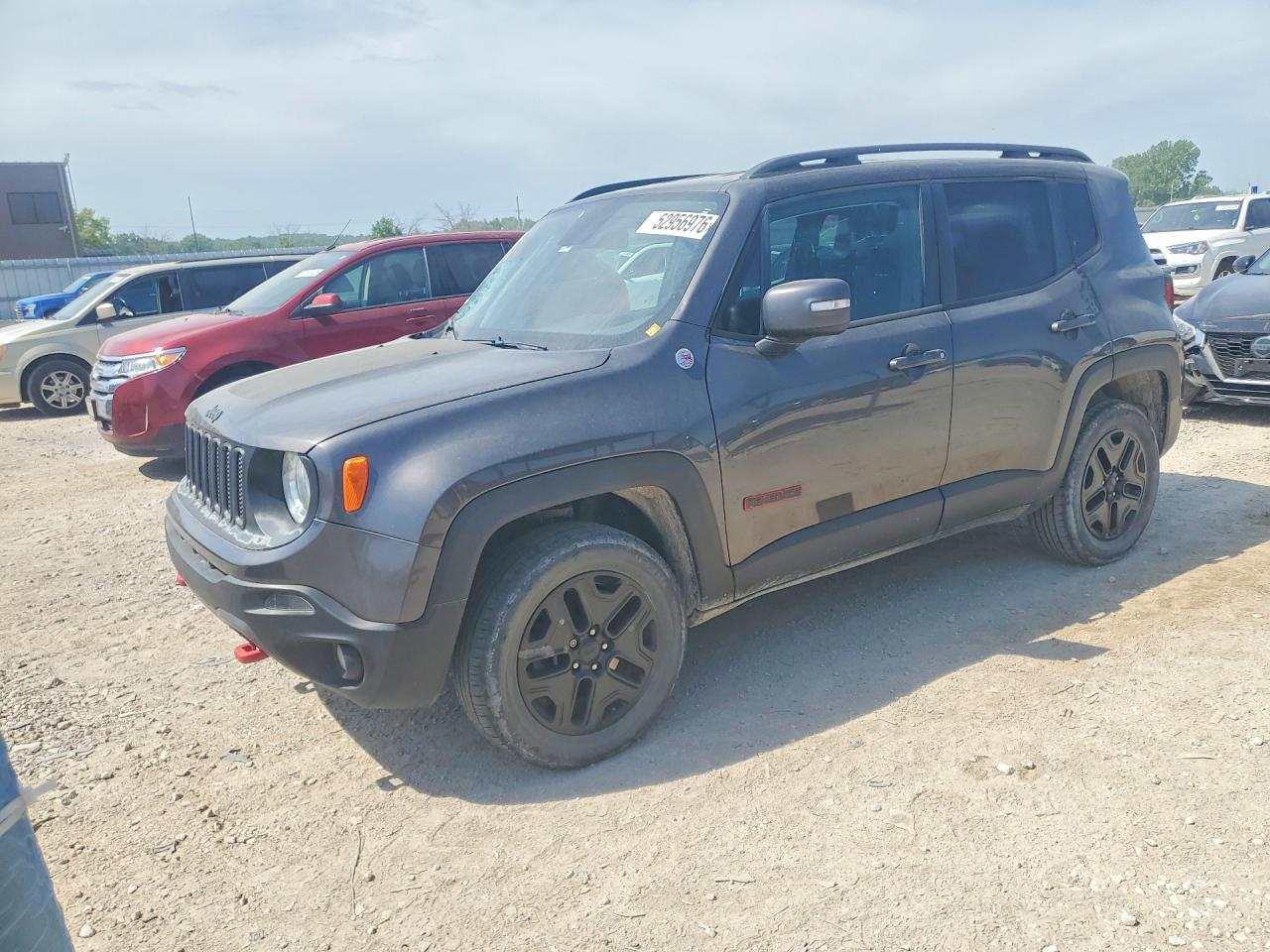 Salvage Jeep Renegade Image