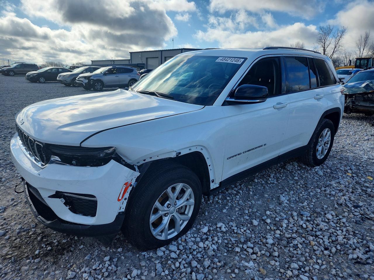 Salvage Jeep Grand Cherokee Image
