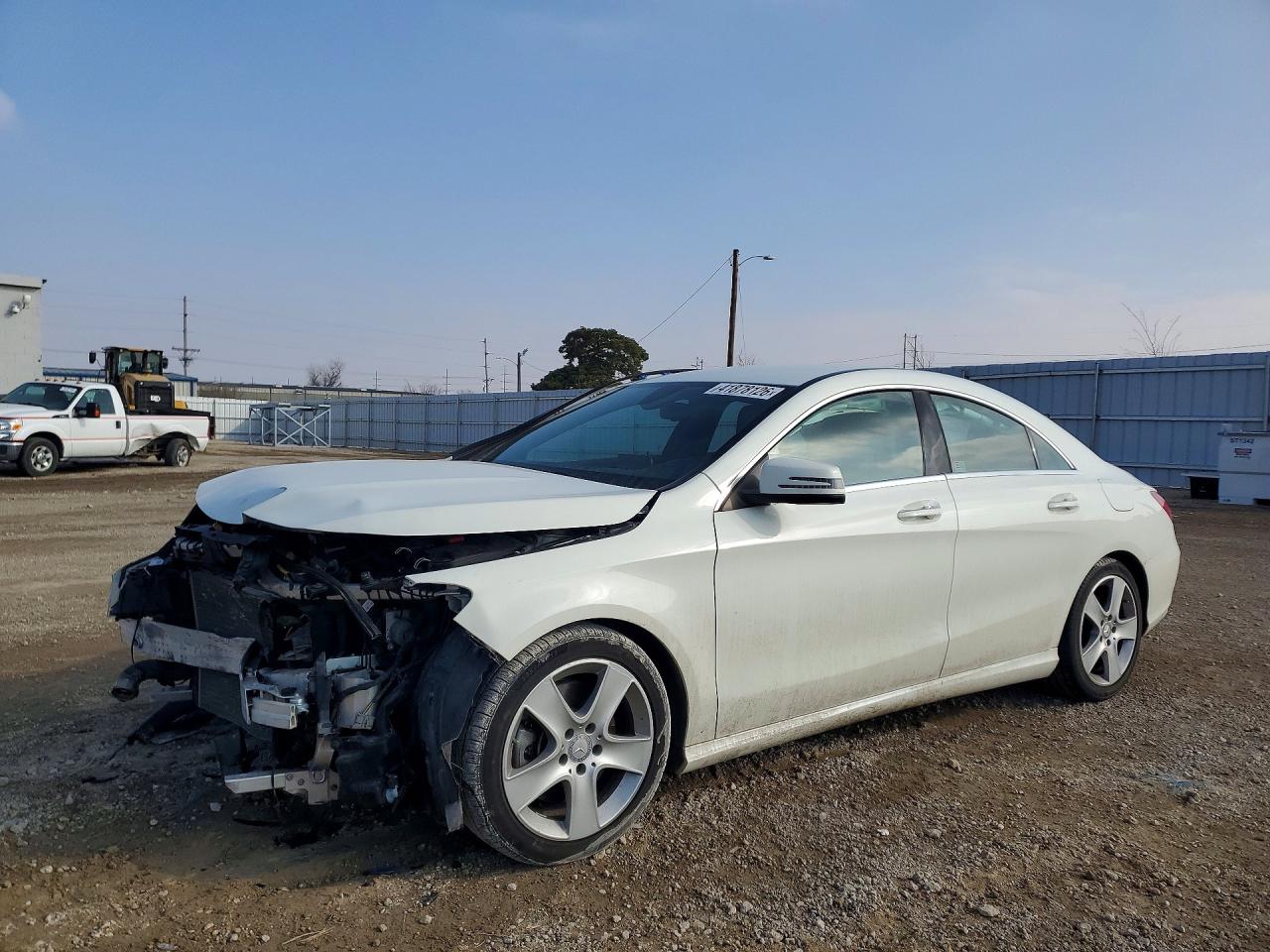 Salvage Mercedes-Benz Cla-class Image