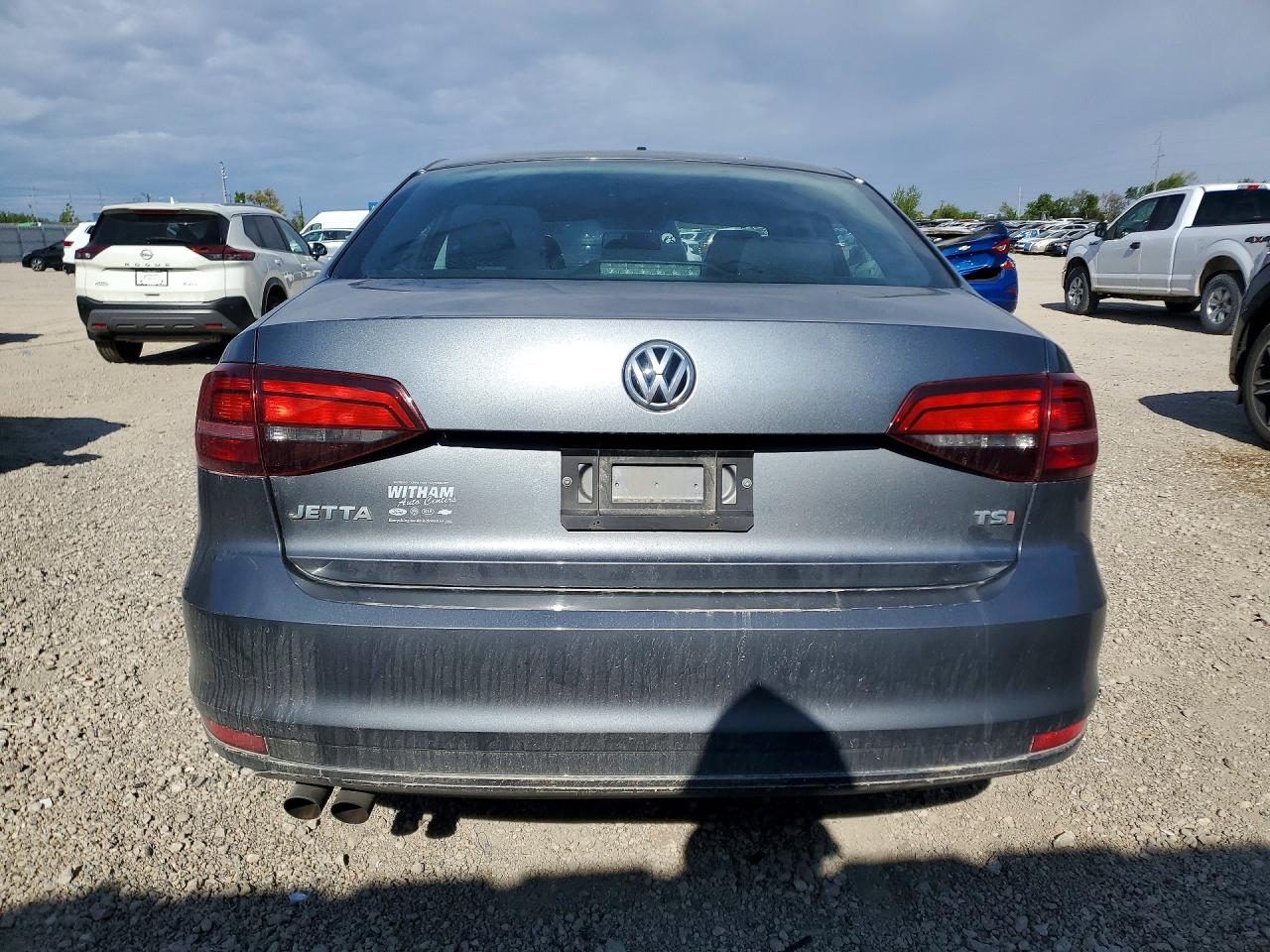 Volkswagen Jetta S