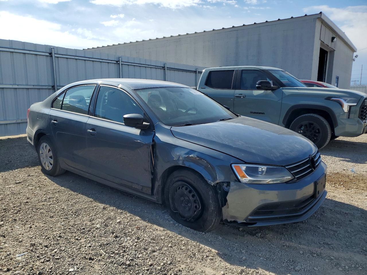 Volkswagen Jetta S