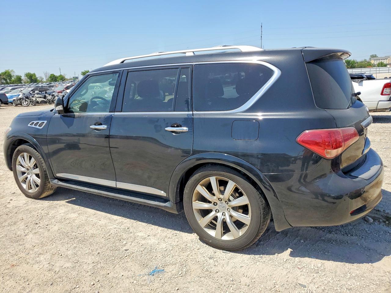 INFINITI Qx
