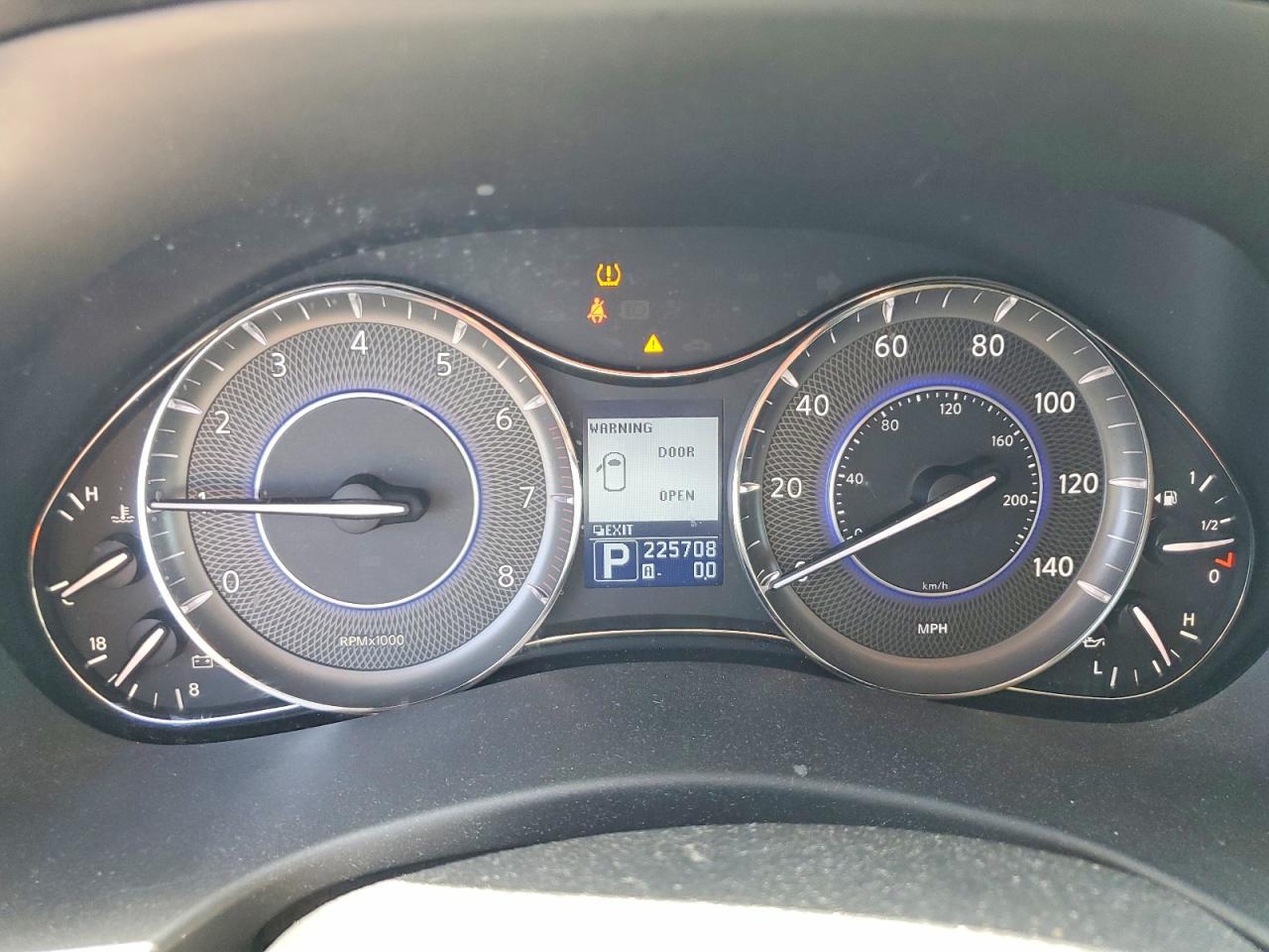 INFINITI Qx