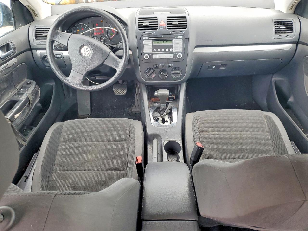 Volkswagen Jetta S