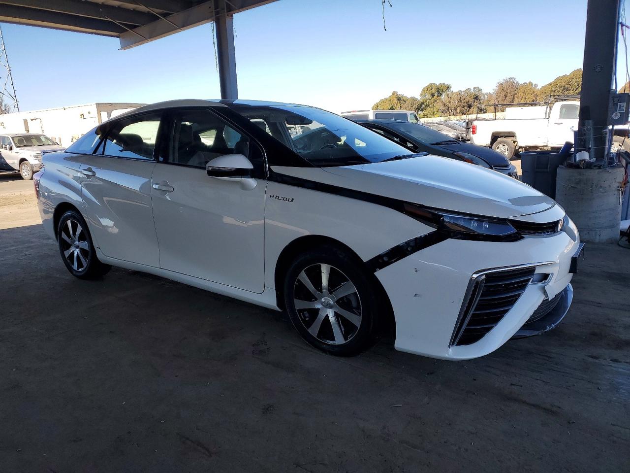 Toyota Mirai Base