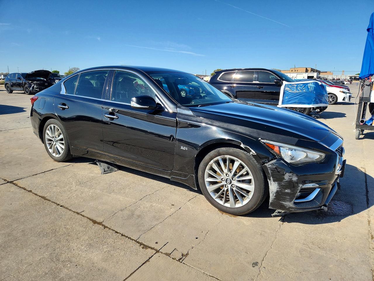 INFINITI Q50 3.0t Luxe