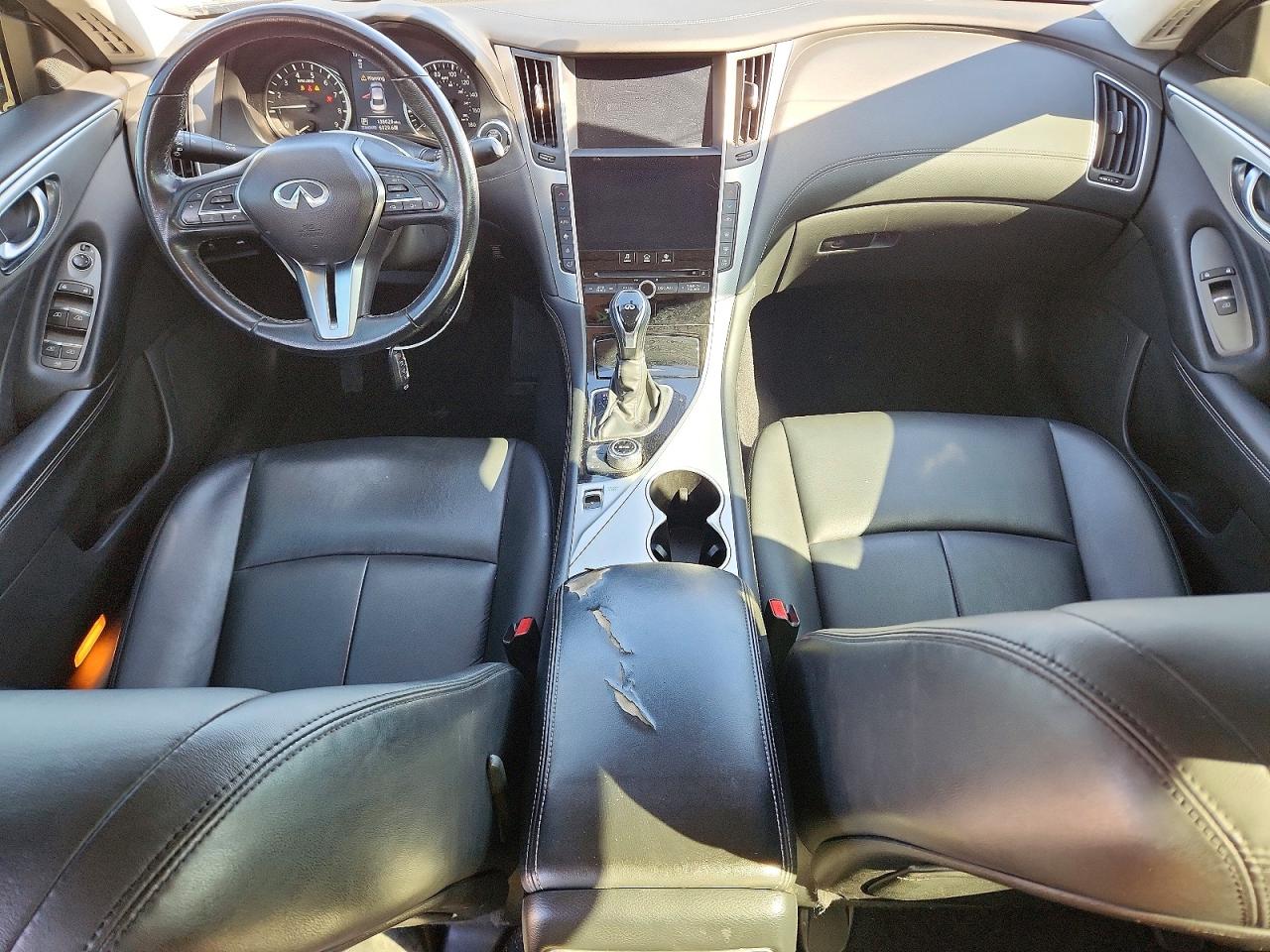 INFINITI Q50 3.0t Luxe