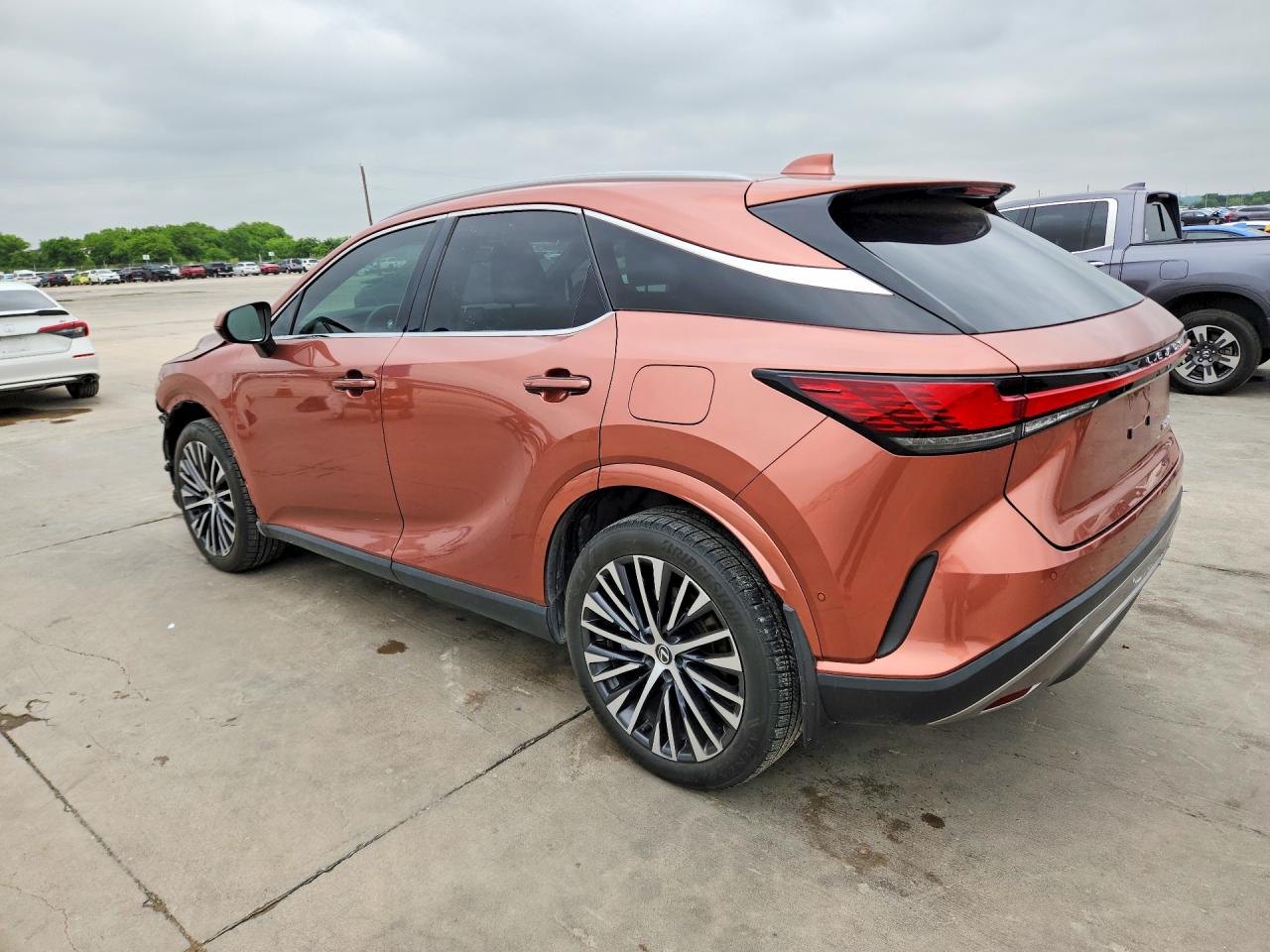 Lexus RX Premium+