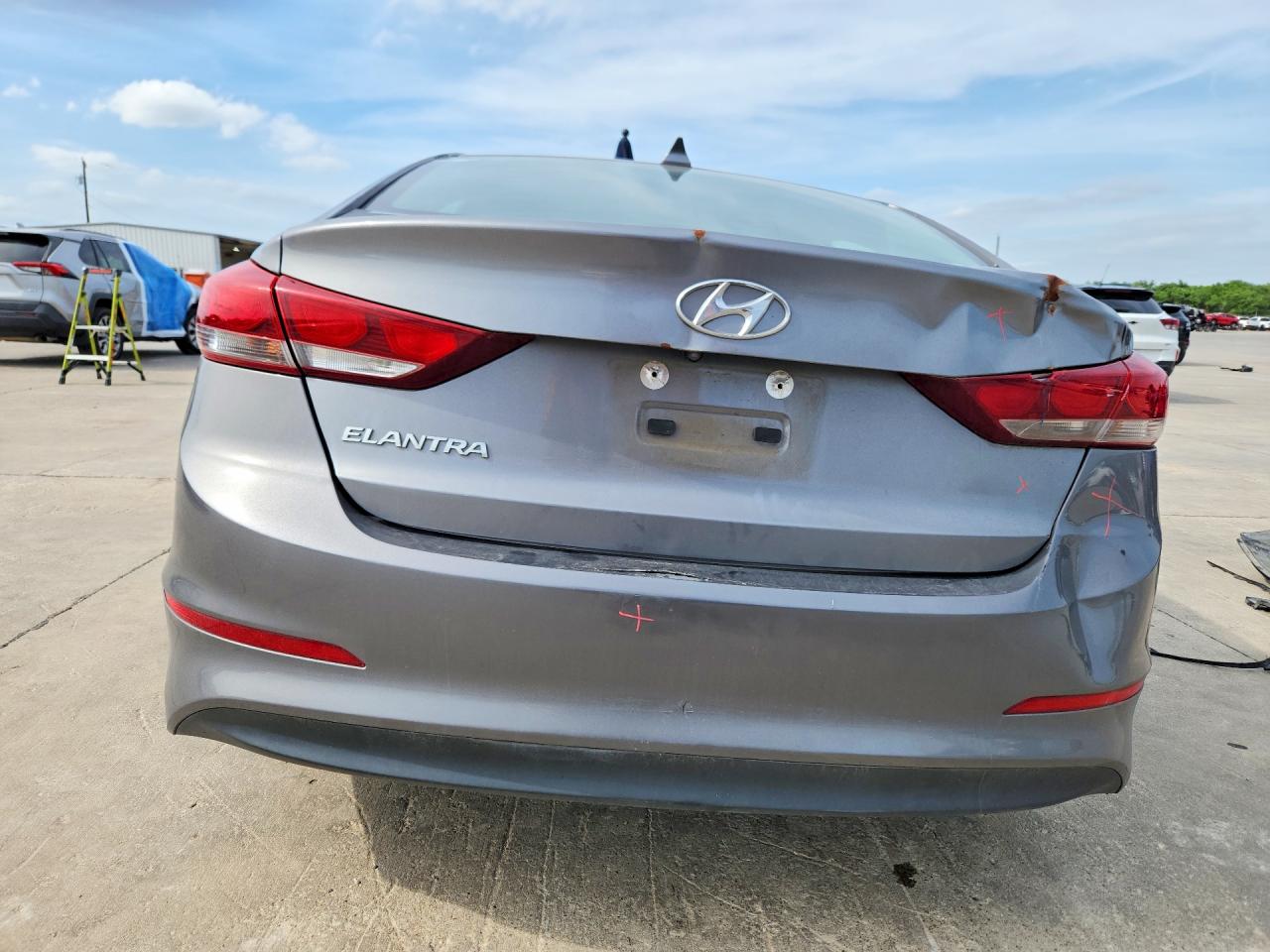 Hyundai ELANTRA Sel