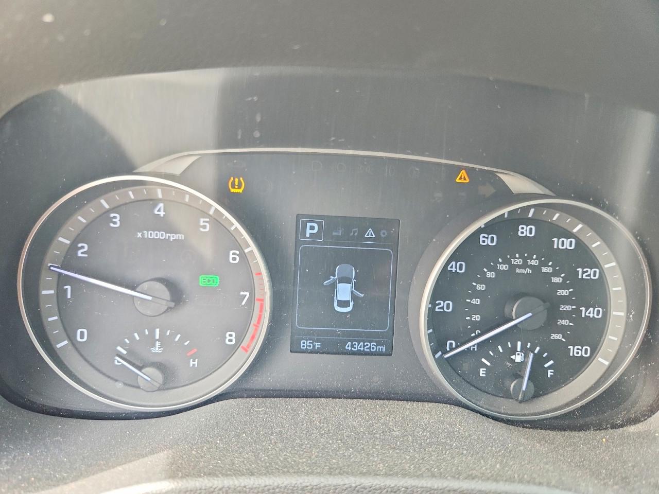 Hyundai ELANTRA Sel